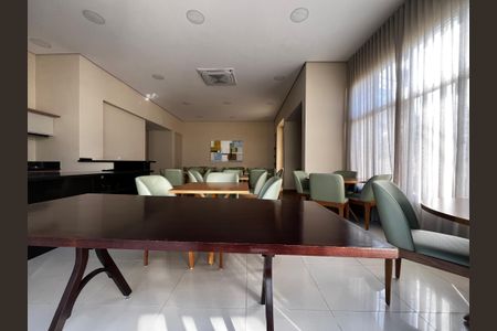 Apartamento à venda com 105m², 3 quartos e 2 vagasÁrea comum - Salão de festas