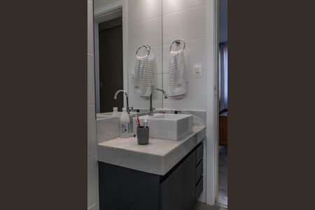 Apartamento à venda com 136m², 3 quartos e 2 vagas Apartamento à venda com 136m², 3 quartos e 2 vagasBanheiro Social