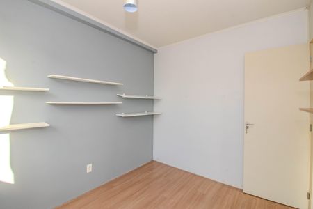 Quarto 1 de apartamento à venda com 2 quartos, 40m² em Mário Quintana, Porto Alegre