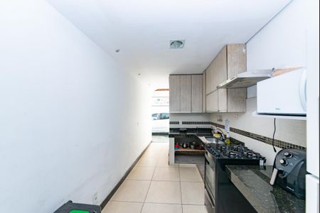 Casa à venda com 401m², 8 quartos e 4 vagas Casa à venda com 401m², 8 quartos e 4 vagasCozinha
