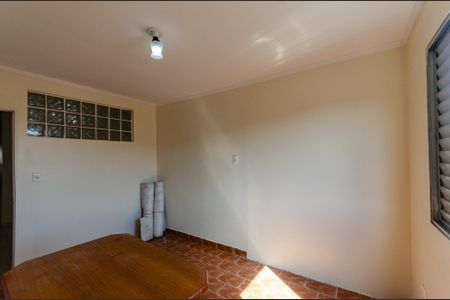 Casa para alugar com 80m², 2 quartos e sem vagaQuarto 2