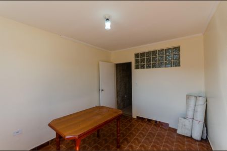 Quarto 2 de casa para alugar com 2 quartos, 80m² em Jardim Peri, São Paulo