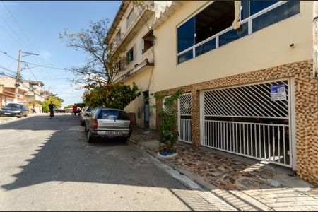 Casa para alugar com 80m², 2 quartos e sem vaga Casa para alugar com 80m², 2 quartos e sem vagaFachada