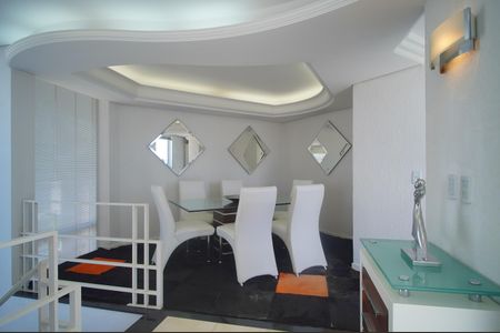 Apartamento para alugar com 340m², 3 quartos e 3 vagasSala de jantar