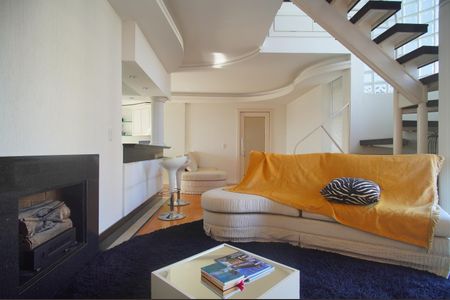 Apartamento para alugar com 340m², 3 quartos e 3 vagasSala