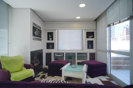 Sala 2 de apartamento para alugar com 3 quartos, 340m² em Centro, Novo Hamburgo