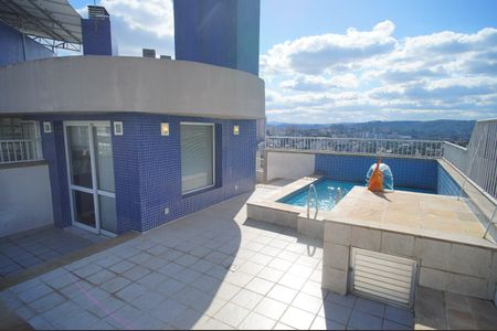 Apartamento para alugar com 340m², 3 quartos e 3 vagasTerraço