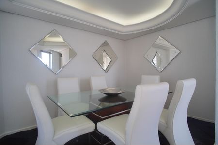 Apartamento para alugar com 340m², 3 quartos e 3 vagasSala de jantar