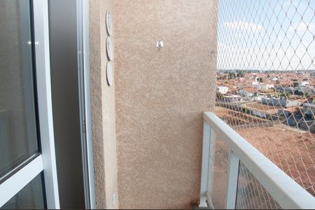Varanda da Sala de apartamento para alugar com 2 quartos, 56m² em Parque Bom Retiro, Paulínia