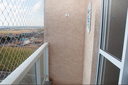 Varanda da Sala de apartamento para alugar com 2 quartos, 56m² em Parque Bom Retiro, Paulínia
