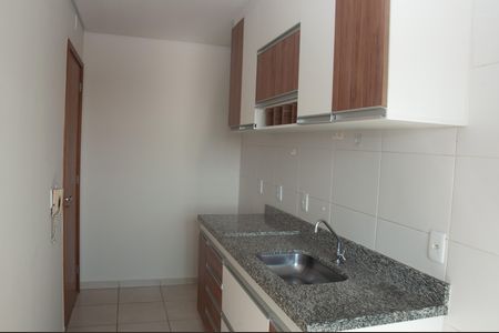 Cozinha de apartamento para alugar com 2 quartos, 56m² em Parque Bom Retiro, Paulínia