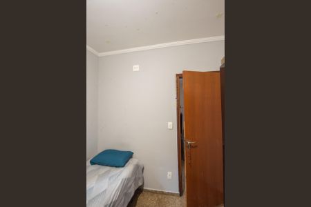 Casa à venda com 200m², 4 quartos e 2 vagas Casa à venda com 200m², 4 quartos e 2 vagasQuarto 4