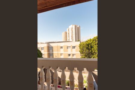 Casa à venda com 200m², 4 quartos e 2 vagas Casa à venda com 200m², 4 quartos e 2 vagasVista do Quarto 1