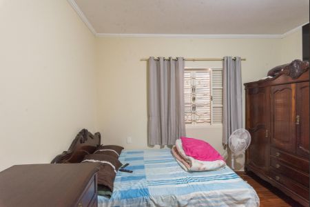 Casa à venda com 200m², 4 quartos e 2 vagas Casa à venda com 200m², 4 quartos e 2 vagasQuarto 3