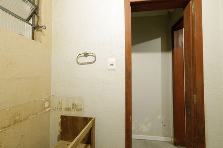 Casa à venda com 300m², 4 quartos e 2 vagasLavabo