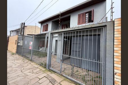 Casa à venda com 300m², 4 quartos e 2 vagasFachada