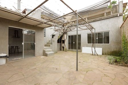 Casa à venda com 300m², 4 quartos e 2 vagaspátio