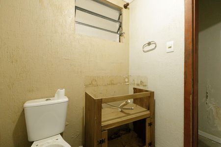 Casa à venda com 300m², 4 quartos e 2 vagasLavabo