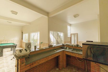 Casa à venda com 300m², 4 quartos e 2 vagasÁrea comum - Salão de festas