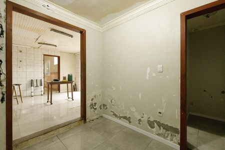 Casa à venda com 300m², 4 quartos e 2 vagasSala