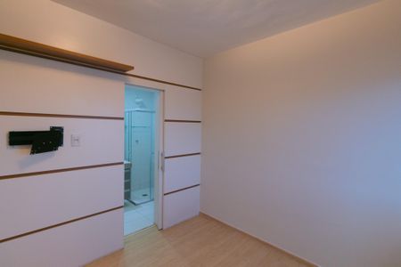 Apartamento para alugar com 75m², 3 quartos e 2 vagas Apartamento para alugar com 75m², 3 quartos e 2 vagasSuíte