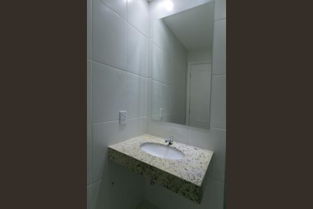 Apartamento para alugar com 75m², 3 quartos e 2 vagas Apartamento para alugar com 75m², 3 quartos e 2 vagasBanheiro