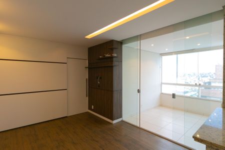 Sala de apartamento para alugar com 3 quartos, 75m² em Castelo, Belo Horizonte