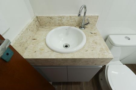 Banheiro Social de apartamento para alugar com 2 quartos, 40m² em Jardim Paraíso, São Paulo