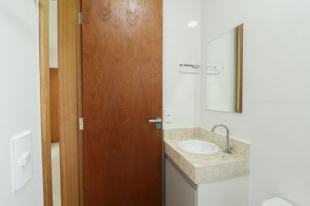 Banheiro Social de apartamento para alugar com 2 quartos, 40m² em Jardim Paraíso, São Paulo