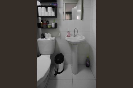 Apartamento à venda com 37m², 1 quarto e sem vagaBanheiro