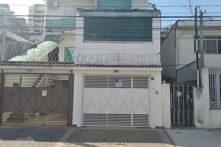 Casa à venda com 125m², 3 quartos e 2 vagasFachada