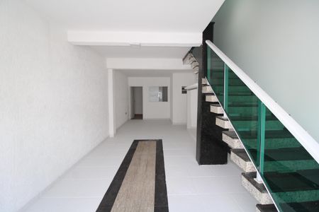 Casa à venda com 125m², 3 quartos e 2 vagasGaragem