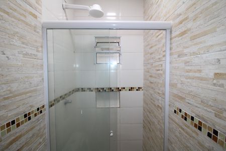 Casa à venda com 125m², 3 quartos e 2 vagasBanheiro Suíte 2