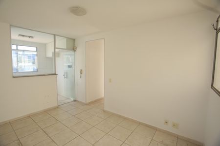 Sala de apartamento para alugar com 3 quartos, 60m² em Santa Maria, Belo Horizonte
