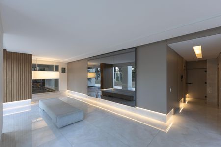 Apartamento à venda com 115m², 3 quartos e 2 vagas Apartamento à venda com 115m², 3 quartos e 2 vagasÁrea Comum - Recepção