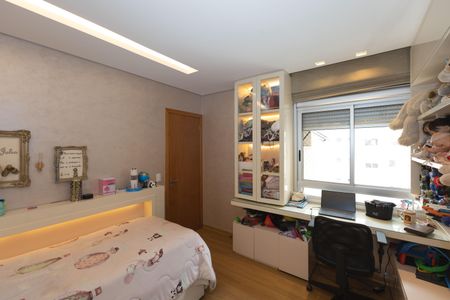 Apartamento à venda com 115m², 3 quartos e 2 vagas Apartamento à venda com 115m², 3 quartos e 2 vagasQuarto 1