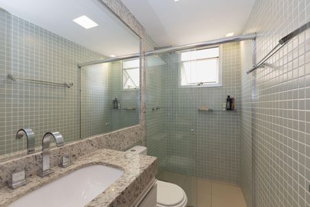 Apartamento à venda com 115m², 3 quartos e 2 vagas Apartamento à venda com 115m², 3 quartos e 2 vagasBanheiro