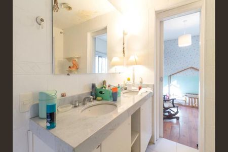 Casa à venda com 200m², 3 quartos e 2 vagas