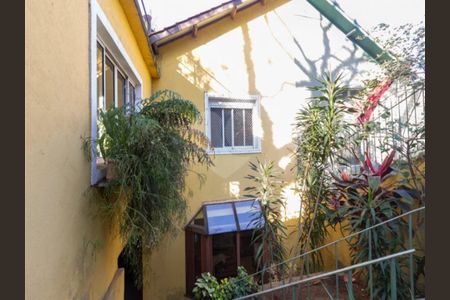 Casa à venda com 200m², 3 quartos e 2 vagas