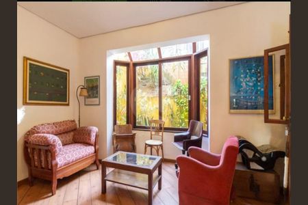 Casa à venda com 200m², 3 quartos e 2 vagas