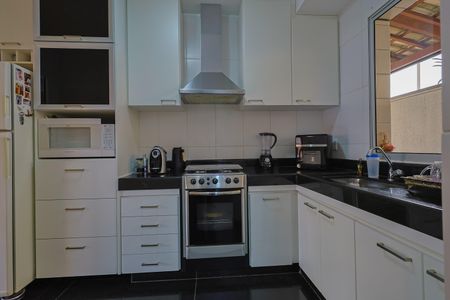 Apartamento à venda com 124m², 3 quartos e 2 vagasCozinha