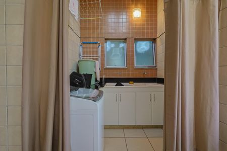 Apartamento à venda com 124m², 3 quartos e 2 vagasÁrea de Serviço