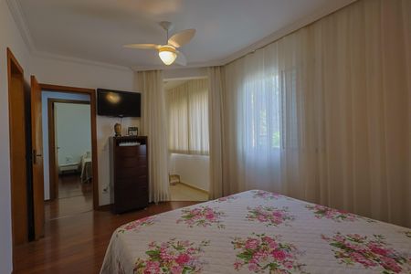 Apartamento à venda com 124m², 3 quartos e 2 vagasSuíte