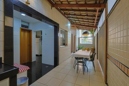 Apartamento à venda com 124m², 3 quartos e 2 vagasCozinha