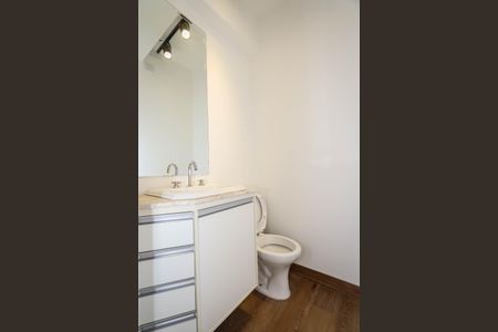 Apartamento para alugar com 69m², 2 quartos e 2 vagas Apartamento para alugar com 69m², 2 quartos e 2 vagasBanheiro