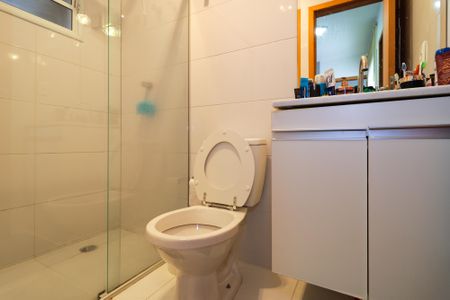 Apartamento à venda com 44m², 2 quartos e sem vaga Apartamento à venda com 44m², 2 quartos e sem vagaBanheiro
