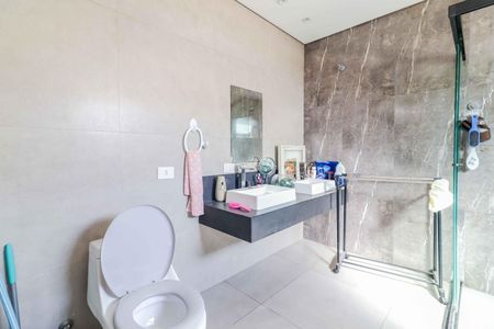 Casa para alugar com 320m², 5 quartos e 4 vagasBanheiro /Suíte 02