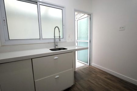 Casa à venda com 123m², 3 quartos e 3 vagas Casa à venda com 123m², 3 quartos e 3 vagasCozinha