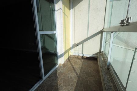 Casa à venda com 123m², 3 quartos e 3 vagas Casa à venda com 123m², 3 quartos e 3 vagasSacada da Sala