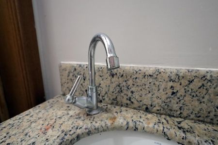 Casa à venda com 123m², 3 quartos e 3 vagas Casa à venda com 123m², 3 quartos e 3 vagasBanheiro 1